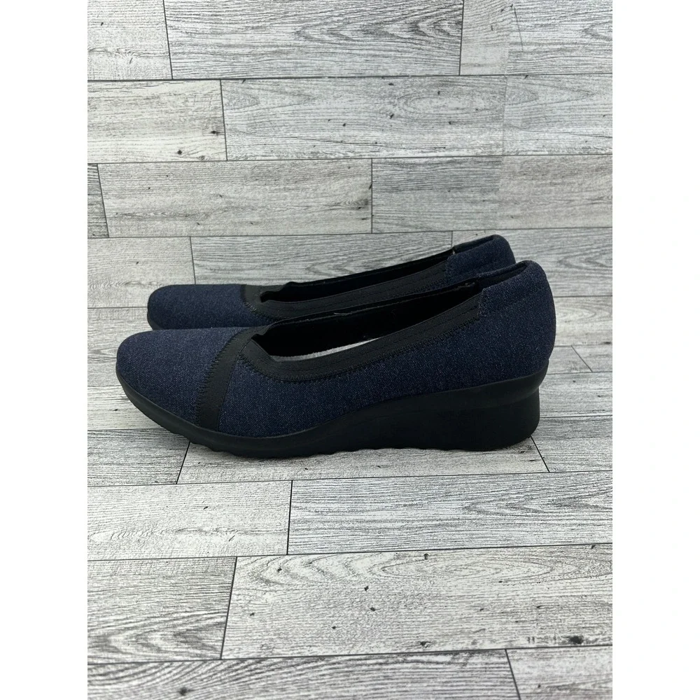 Clarks Cloudsteppers Women Sz 8M‎ Navy Blue Denim Wedge Pumps Cushion Soft Shoes